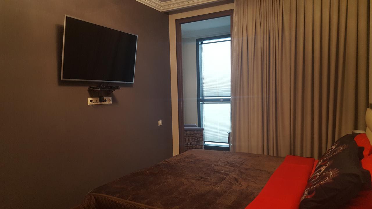 Mimino Apartment Deluxe First Line Batumi Exterior photo
