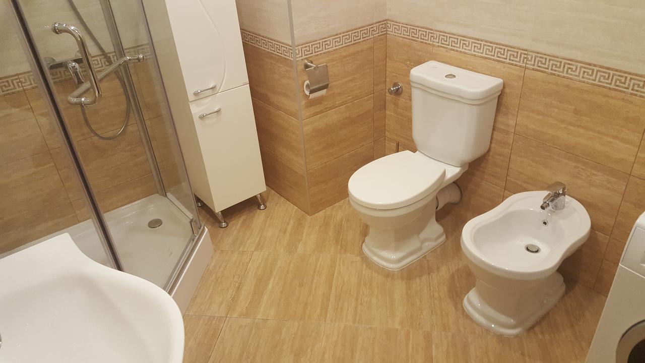 Mimino Apartment Deluxe First Line Batumi Exterior photo