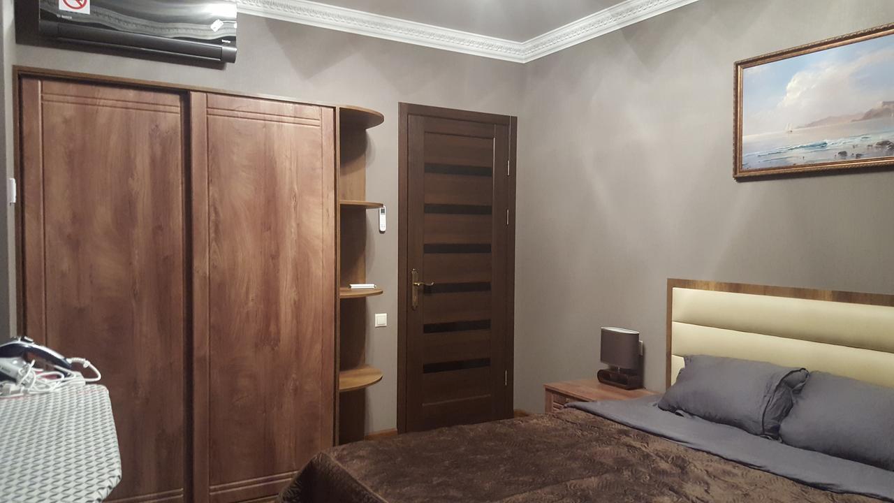 Mimino Apartment Deluxe First Line Batumi Exterior photo